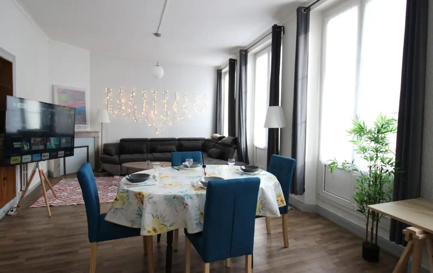 L'Amour De La Paix - Centre-Ville - Jardin - Proche Gare - Tv65"Primevideo - Ambiance Tres Chaleureuse - Parking Gratuit Sous-Video Surveillance Proche - Gere Par Presta-Zen'Services Verdun-sur-Meuse Quarto foto